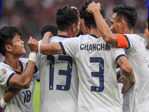 Cải thiện và tiến bộ đáng kể trong lối chơi của đội tuyển Campuchia 
