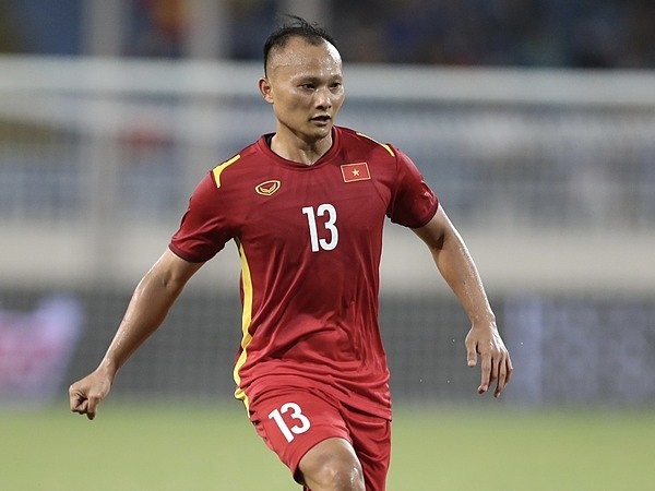 Tin bóng đá trong nước 1/12: Trọng Hoàng giã từ tuyển Việt Nam