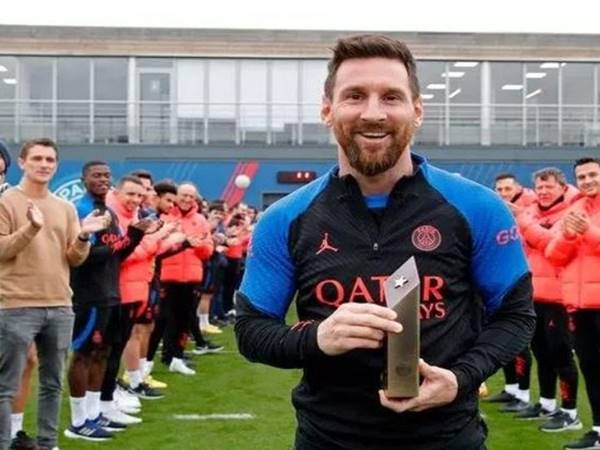 Messi lên tiếng chỉ trích PSG