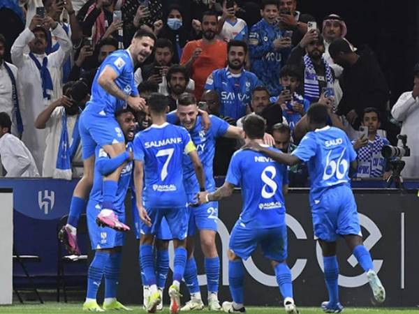 Tin bóng đá 9/3: Al Hilal giành chiến thắng thứ 30 liên tiếp