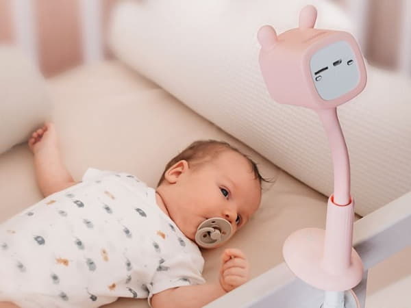 Thiết bị theo dõi giấc ngủ cho trẻ sơ sinh là gì?